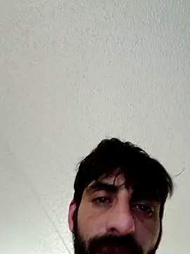 Snapshot of lowhangingdick22 chatting on 03-05-26, 04:53 lowhangingdick22 online show from 03-05-26, 04:53