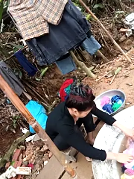 Snapshot of Small_flower1 chatting on 02-11-26, 03:17 Small flower1 online show from 02-11-26, 03:17