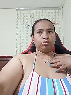 BustySexy Nataly online show from 05-25-26, 06:45