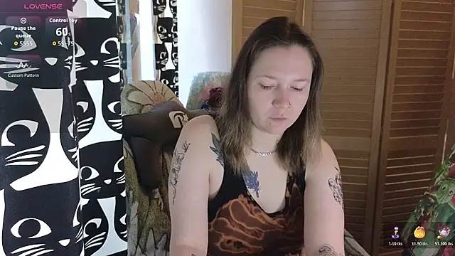 Snapshot of Ozalin_ chatting on 07-21-26, 11:11 Ozalin online show from 07-21-26, 11:11