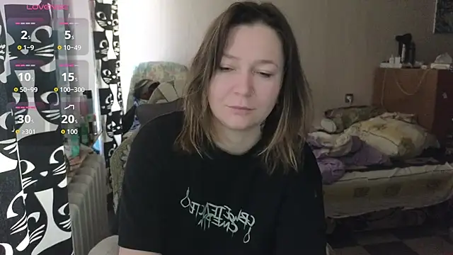 Ozalin  online show from 04-19-26, 09:32