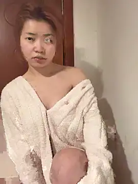 Snapshot of Rabbit-15 chatting on 02-11-26, 02:39 Rabbit-15 online show from 02-11-26, 02:39