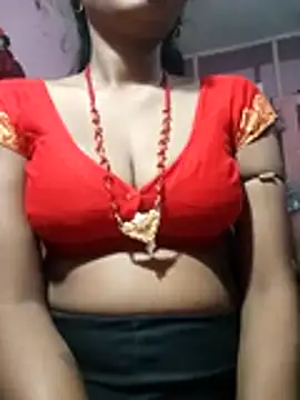 Snapshot of Komal9080 chatting on 03-03-26, 05:31 Komal9080 online show from 03-03-26, 05:31