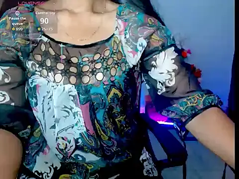 ELIZA 01 online show from 05-25-26, 04:56