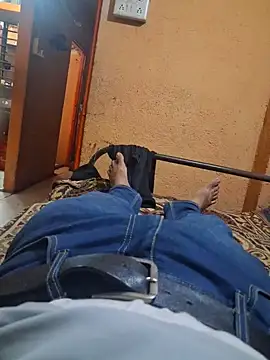 hot---boy1 online show from 03-29-26, 05:20