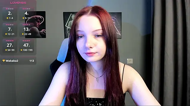 AuroraKane online show from 03-18-26, 04:52