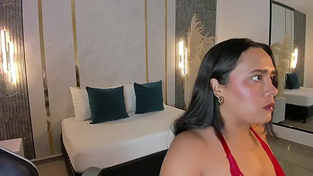 sophia solerr online show from 02-16-26, 07:45