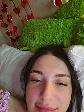 HotDevilGirl  online show from 02-26-26, 07:03