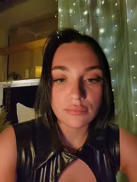 HotDevilGirl  online show from 02-14-26, 06:19