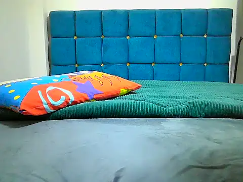 Snapshot of Lebo2004 chatting on 02-15-26, 07:35 Lebo2004 online show from 02-15-26, 07:35