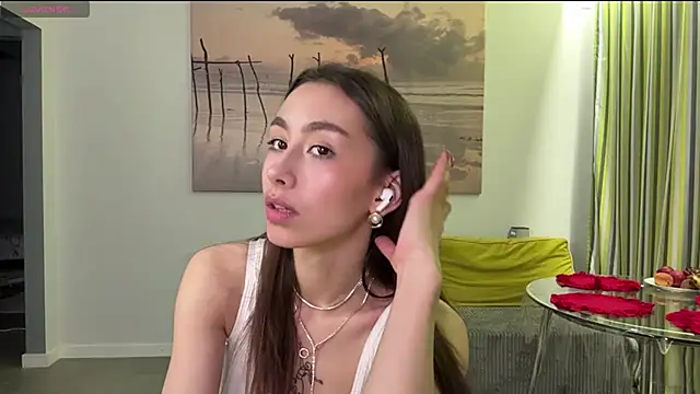 Snapshot of DeliaPesta chatting on 02-19-26, 07:33 DeliaPesta online show from 02-19-26, 07:33