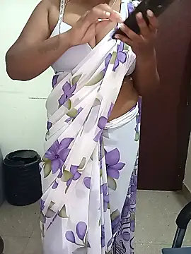 Chinnima143 online show from 02-21-26, 04:20