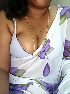 Chinnima143 online show from 02-15-26, 06:07