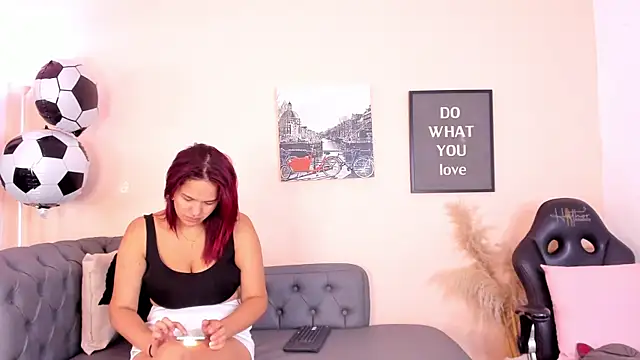 victoriazans online show from 07-16-26, 12:24