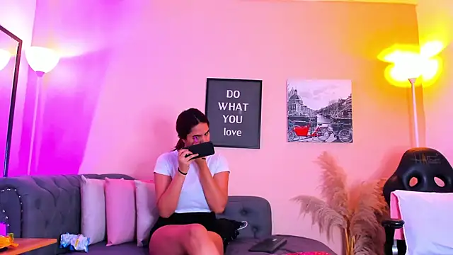 victoriazans online show from 02-17-26, 03:48