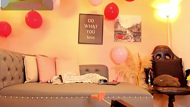 victoriazans online show from 02-10-26, 04:11