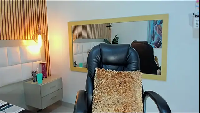 Snapshot of Georgia_Vega chatting on 02-12-26, 07:13 Georgia Vega online show from 02-12-26, 07:13