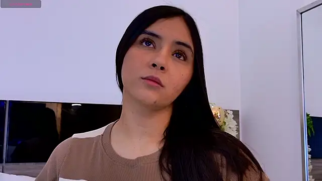 Snapshot of AlisonLamer chatting on 02-23-26, 12:50 AlisonLamer online show from 02-23-26, 12:50