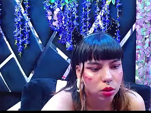 Snapshot of vanesa_bobs chatting on 02-15-26, 03:18 vanesa bobs online show from 02-15-26, 03:18