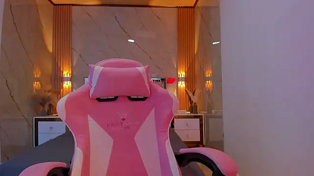 avigail xo online show from 02-07-26, 12:35