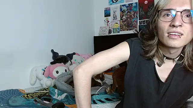 Snapshot of denjireze chatting on 03-05-26, 01:46 denjireze online show from 03-05-26, 01:46