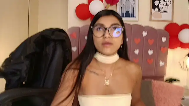 Ateneaaa  online show from 02-18-26, 07:32