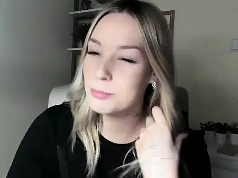 Snapshot of VelvetAngela chatting on 02-16-26, 06:34 VelvetAngela online show from 02-16-26, 06:34