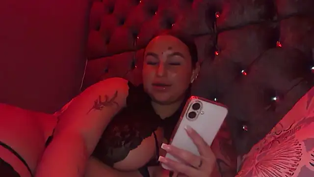 MissSophhh online show from 03-26-26, 10:07