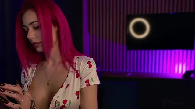 Snapshot of KaylieRosse chatting on 02-21-26, 06:21 KaylieRosse online show from 02-21-26, 06:21