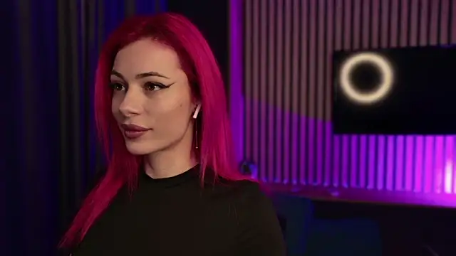 Snapshot of KaylieRosse chatting on 02-17-26, 06:16 KaylieRosse online show from 02-17-26, 06:16