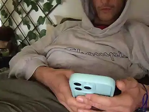 trippydove8 online show from 02-02-26, 12:48