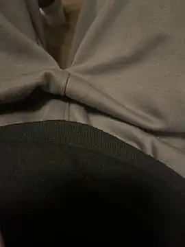 Snapshot of zo-19cm chatting on 02-01-26, 10:30 zo-19cm online show from 02-01-26, 10:30