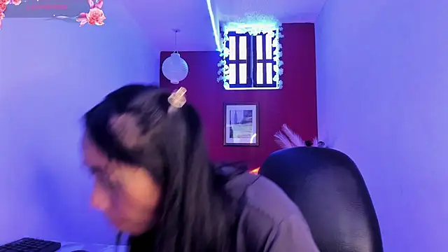 Snapshot of paula_lopez__ chatting on 02-11-26, 07:36 paula lopez online show from 02-11-26, 07:36