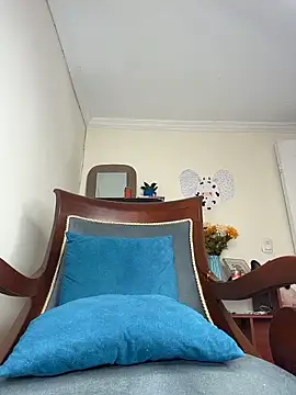 LilaRvsh online show from 04-15-26, 05:17