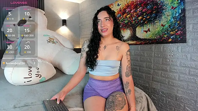 Snapshot of Magic_ivone chatting on 06-27-26, 12:00 Magic ivone online show from 06-27-26, 12:00
