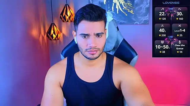 AndresRodriguez1 online show from 05-13-26, 12:45