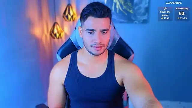 AndresRodriguez1 online show from 05-05-26, 01:03