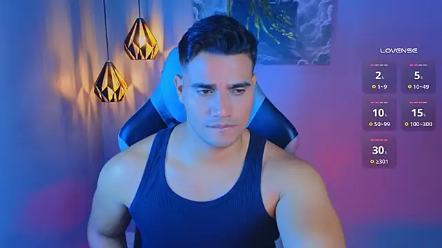 AndresRodriguez1 online show from 04-06-26, 01:01