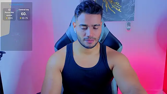 AndresRodriguez1 online show from 05-19-26, 02:02