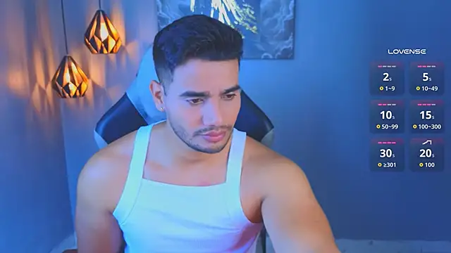 AndresRodriguez1 online show from 04-18-26, 12:51
