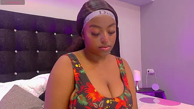 Snapshot of Aitana_Oliveira chatting on 02-07-26, 08:17 Aitana Oliveira online show from 02-07-26, 08:17