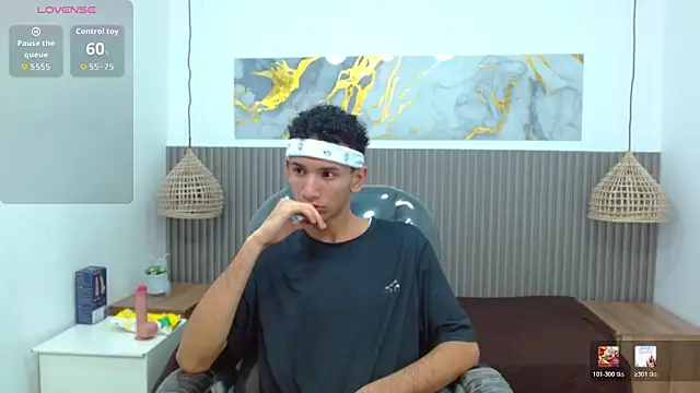 Snapshot of JDWhite18 chatting on 02-18-26, 04:32 JDWhite18 online show from 02-18-26, 04:32