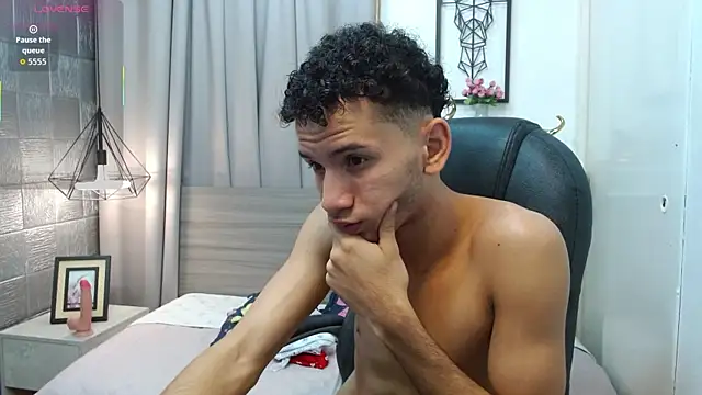 JDWhite18 online show from 05-28-26, 03:47