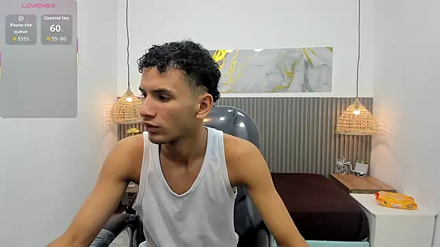 JDWhite18 online show from 05-09-26, 04:49