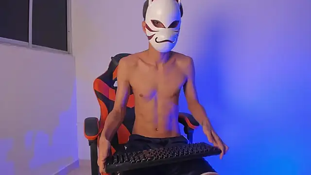 Snapshot of Senpai_Lover_ chatting on 02-06-26, 11:12 Senpai Lover online show from 02-06-26, 11:12