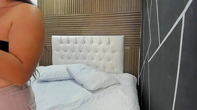 shaden  online show from 03-24-26, 08:31