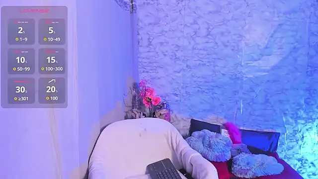 Snapshot of shaden_ chatting on 07-18-26, 01:03 shaden online show from 07-18-26, 01:03