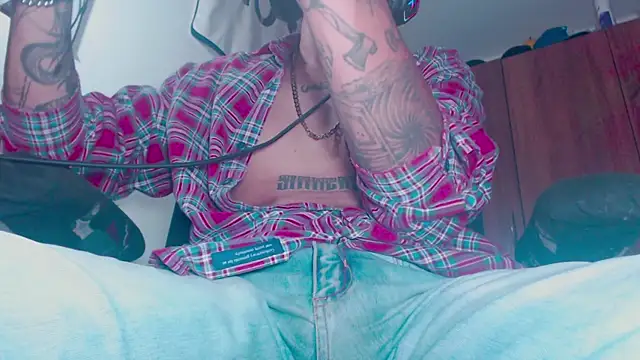 theskateboy online show from 04-01-26, 06:37