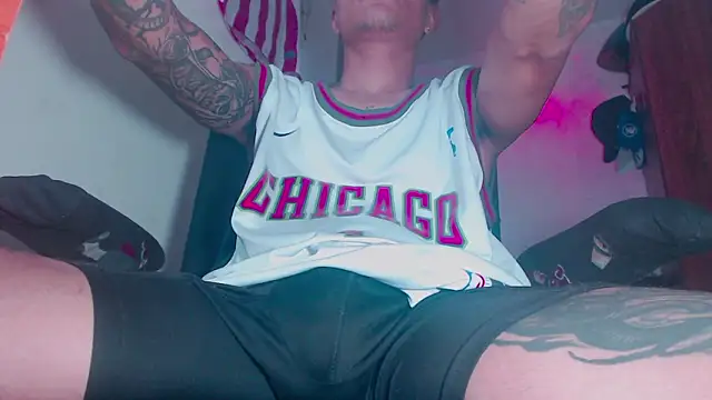 theskateboy online show from 03-06-26, 07:03