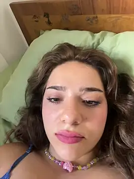 honeymuse online show from 02-15-26, 03:22